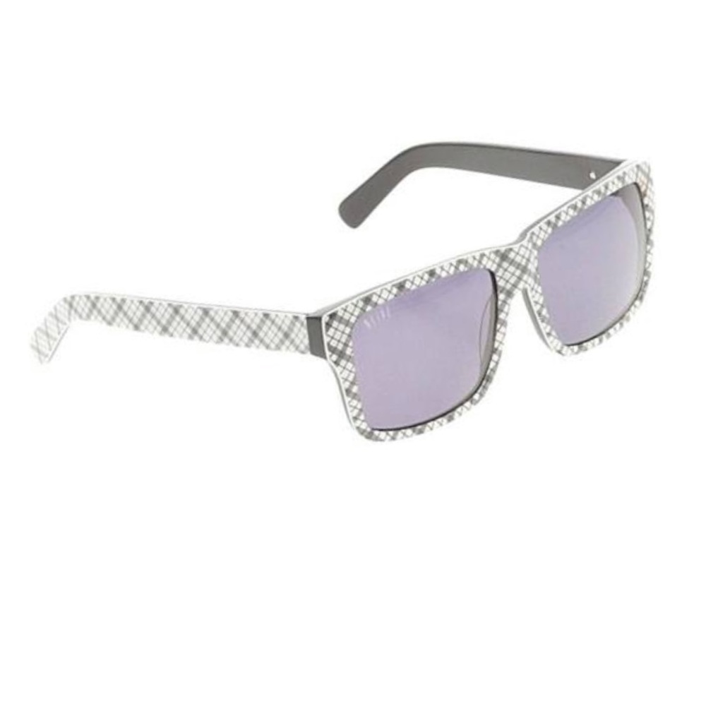🆕 9Five White + Black Sunglasses